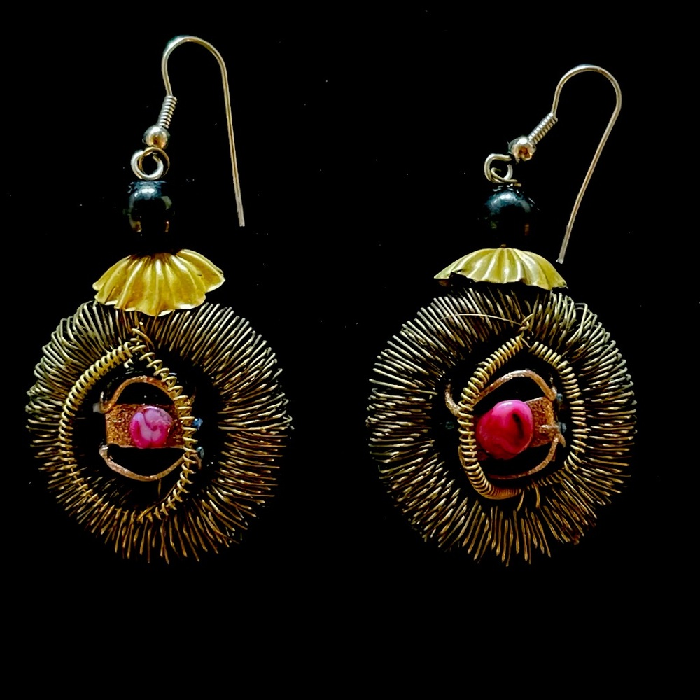 Vintage Artist Modernist Unusual Round Wire Hook Earrings